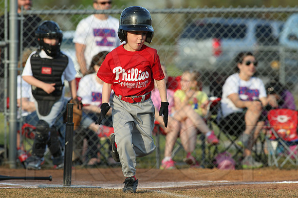 Phillies vs. Bomb Squad 4-10-14 4-10-2014 (© Justin Manning) JWM_0143
