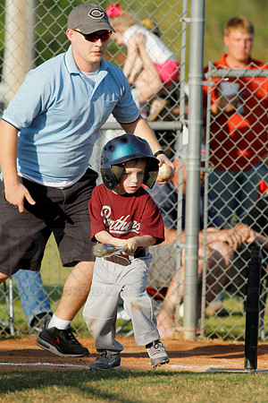 Panthers @ Mets 5-6 year old baseball 4-22-2014 (© Justin Manning) JWM_0141