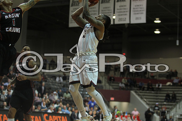 Louisiana Lafayette @ Arkansas-Little Rock Men's Basketball 1-7-2016 (©Justin Manning) JWM_0493