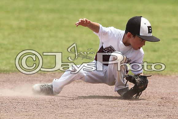 Benton (Cobb) vs. Benton (Jackson) Cal Ripken t-ball All-Stars 7-11-2015 (©Justin Manning) JWM_0105
