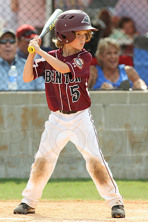 Benton-Midkiff vs. Bryant-Griffin 8 year old (Cal Ripken) 7-20-2014 (©Justin Manning) JWM_107
