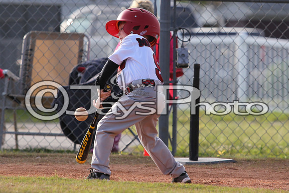Bomb Squad vs Tigers 6-7 year old (Pitching Machine) 4-27-2015 (©Justin Manning) JWM_0163