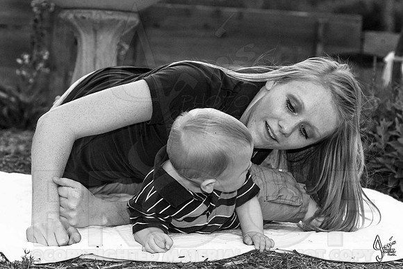 Madison & Kaleb Jacobs 7-7-12 (Justin Manning)174-2