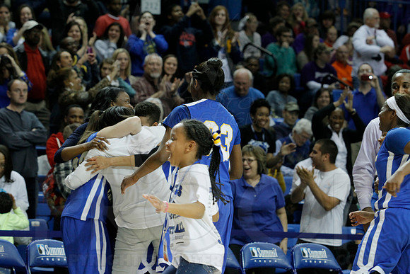 3A Girls State Finals-Harding Academy vs. eStem 3-14-2014 (© Justin Manning) JWM_0235