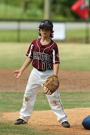 Benton-Midkiff vs. Bryant-Griffin 8 year old (Cal Ripken) 7-20-2014 (©Justin Manning) JWM_222