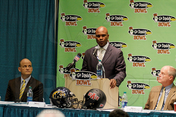 Go Daddy Press Conference (Larry the Cable Guy) & Mayor Luncheon 1-4-13 (Justin Manning)0111