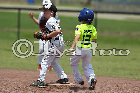 Benton vs. Harrison Cal Ripken t-ball All-Stars 7-10-2015 (©Justin Manning) JWM_0119