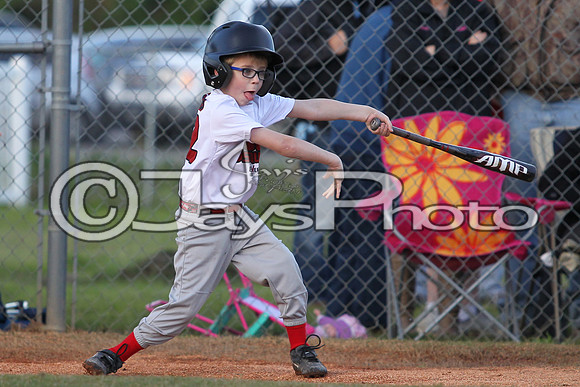 Bomb Squad vs Tigers 6-7 year old (Pitching Machine) 4-27-2015 (©Justin Manning) JWM_0068