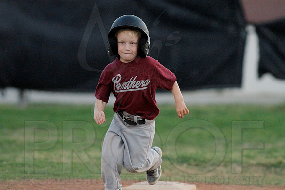 Phillies vs. Panthers 5-6 year old 5-6-2014 (© Justin Manning) JWM_0152
