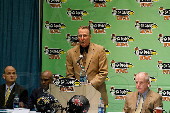 Go Daddy Press Conference (Larry the Cable Guy) & Mayor Luncheon 1-4-13 (Justin Manning)0025