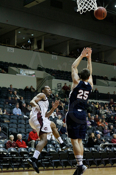 FAU @ UALR 1-24-13 (Justin Manning)0081