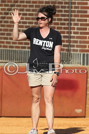 Harmony Grove @ Benton softball 4-16-2015 (©Justin Manning) JWM_0279