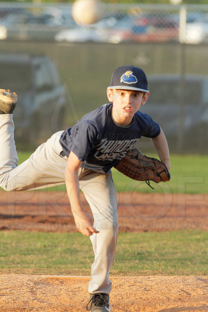 Thunder vs. A's 9-10 year old baseball 4-22-2014 (© Justin Manning) JWM_0105