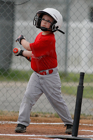 Phillies vs. Razorbacks 5-6 year old baseball 4-3-2014 (© Justin Manning) JWM_0098