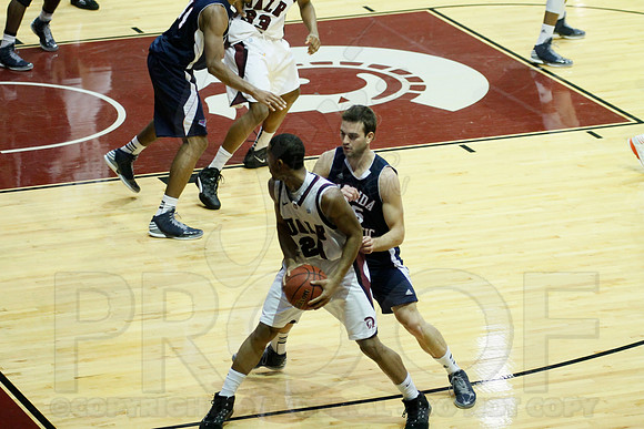 FAU @ UALR 1-24-13 (Justin Manning)0282
