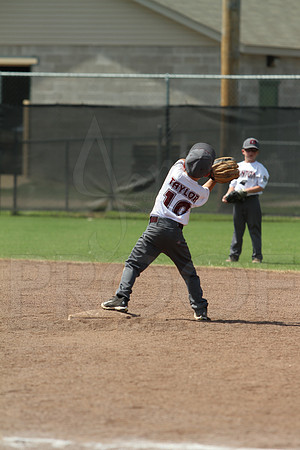 Benton vs. Mountain Home 5-6 year old All Stars 7-12-2014 (©Justin Manning) JWM_088