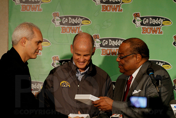 Go Daddy Press Conference & Reception 1-2-12 (Justin Manning)0021