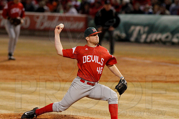 Miss Valley State @ Arkansas Baseball 3-27-13 (© Justin Manning) JWM0176