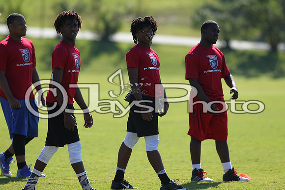 Tyrell Johnson Football Camp 6-10-17_JWM00240