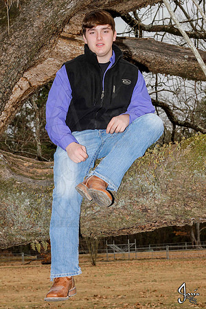 Austin Hicks senior pictures 12-29-13 (�Justin Manning) (�Justin Manning) (�Justin Manning) JWM_0069