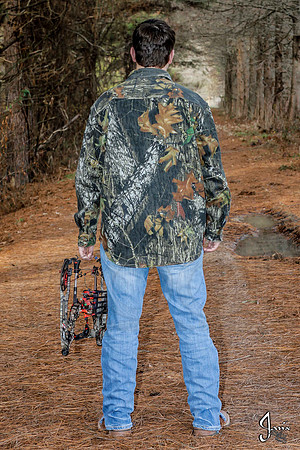 Austin Hicks senior pictures 12-29-13 (�Justin Manning) (�Justin Manning) (�Justin Manning) JWM_0100