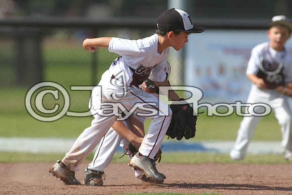 Benton vs. Cabot Cal Ripken t-ball All-Stars 7-10-2015 (©Justin Manning) JWM_0079