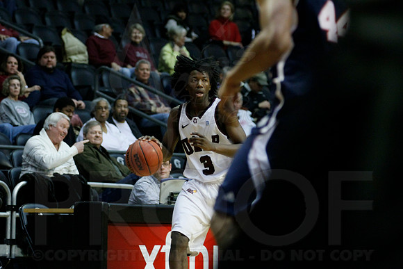 FAU @ UALR 1-24-13 (Justin Manning)0019