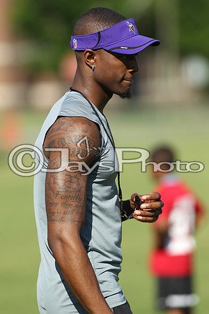 Tyrell Johnson Football Camp 6-10-17_JWM00024