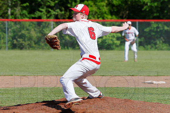Poyen @ Glen Rose baseball 4-22-13 (©Justin Manning) JWM0002
