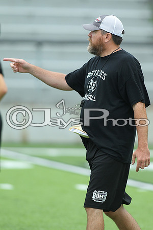 Bauxite Football Practice 8-2-17_JWM00065