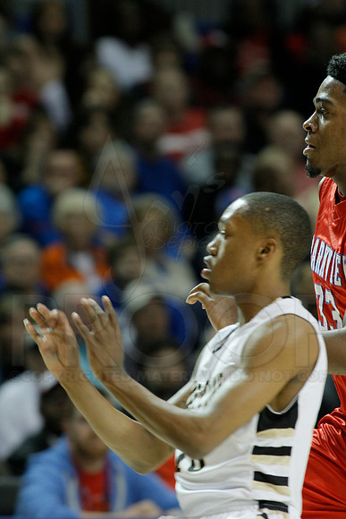 Jonesboro vs. Little Rock Parkview 6A State Boys State Finals 3-15-2014 (© Justin Manning) JWM_0095