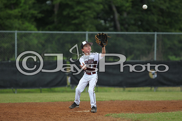 Benton (Cobb) vs. Benton 5-6 year old All-Stars 6-14-2015 (©Justin Manning) JWM_0082