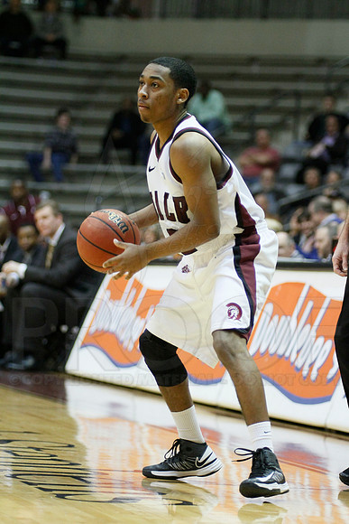FAU @ UALR 1-24-13 (Justin Manning)0118