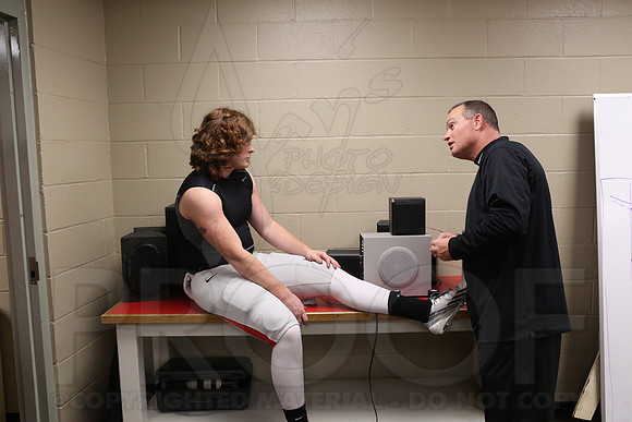 Glen Rose vs. Charleston 12-21-13 (©Justin Manning) (©Justin Manning) JWM0171 0171
