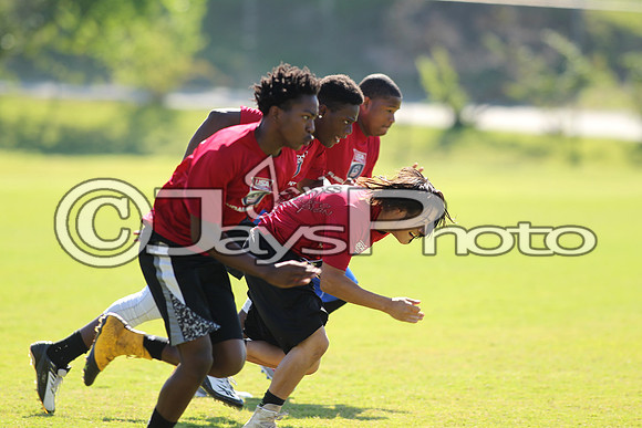 Tyrell Johnson Football Camp 6-10-17_JWM00246