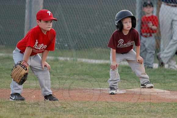 Phillies vs. Panthers 5-6 year old 5-6-2014 (© Justin Manning) JWM_0142