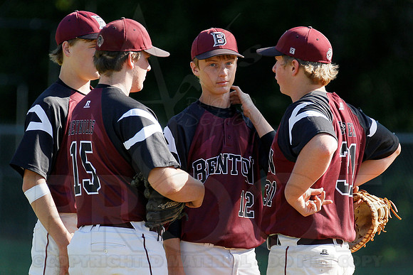 Benton (Freshman) @ Glen Rose 4-23-12(Justin Manning)037