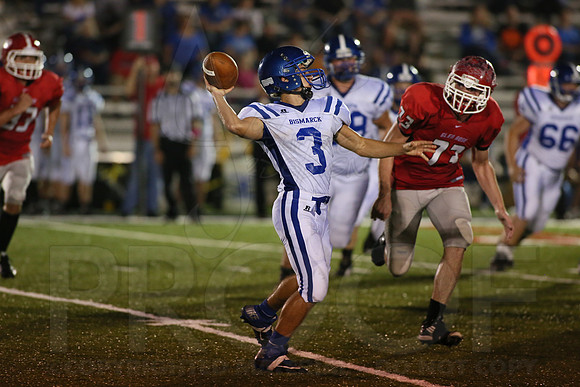 Bismarck @ Glen Roe (Homecoming) (Day Ceremony) 10-10-2014 (©Justin Manning) JWM_0308