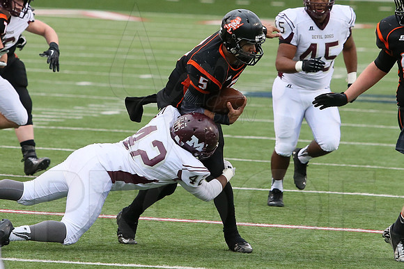 Batesville vs. Morrilton 12-14-13 (©Justin Manning) JWM_0421