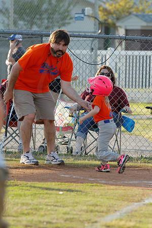 Panthers @ Mets 5-6 year old baseball 4-22-2014 (© Justin Manning) JWM_0202