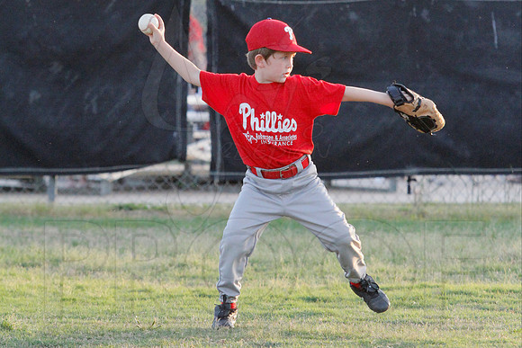 Phillies vs. Panthers 5-6 year old 5-6-2014 (© Justin Manning) JWM_0009