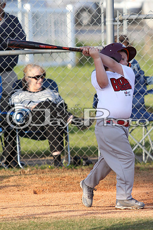 Bomb Squad vs Tigers 6-7 year old (Pitching Machine) 4-27-2015 (©Justin Manning) JWM_0205
