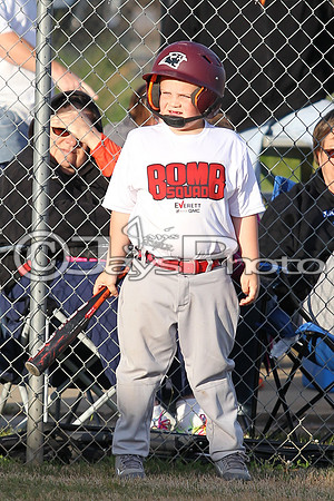 Bomb Squad vs Tigers 6-7 year old (Pitching Machine) 4-27-2015 (©Justin Manning) JWM_0185