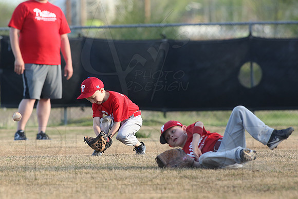 Phillies vs. Bomb Squad 4-10-14 4-10-2014 (© Justin Manning) JWM_0118