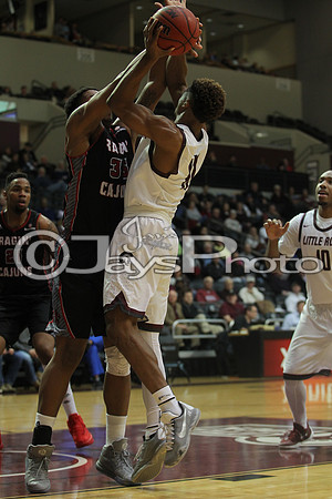 Louisiana Lafayette @ Arkansas-Little Rock Men's Basketball 1-7-2016 (©Justin Manning) JWM_0247
