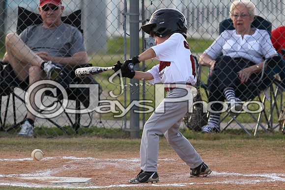 Bomb Squad vs. Cardinals 6-7 year old (Pitching Machine) 5-5-2015 (©Justin Manning) JWM_0127