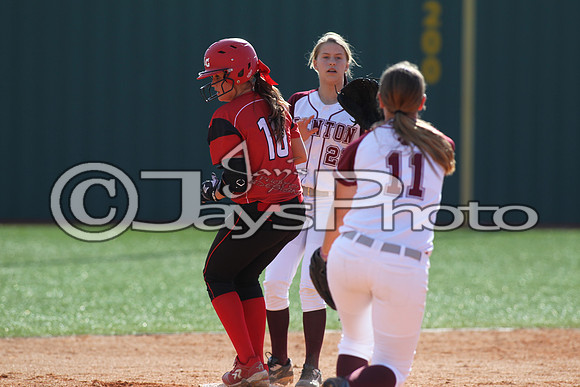 Harmony Grove @ Benton softball 4-16-2015 (©Justin Manning) JWM_0079