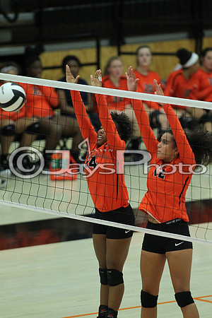 Sheridan @ Malvern Volleyball 9-11-17_JWM00162