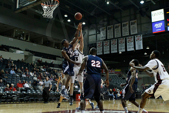 FAU @ UALR 1-24-13 (Justin Manning)0032