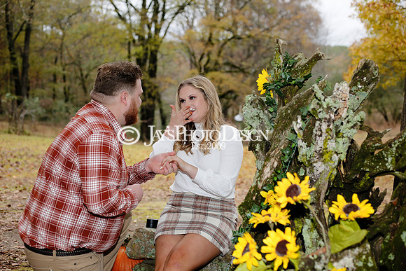 Aaron & Rebekah (Engagment Photos) 11-25-22_JWM_0124